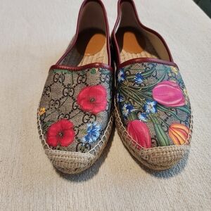 Gucci Women's Red Floral Espadrilles